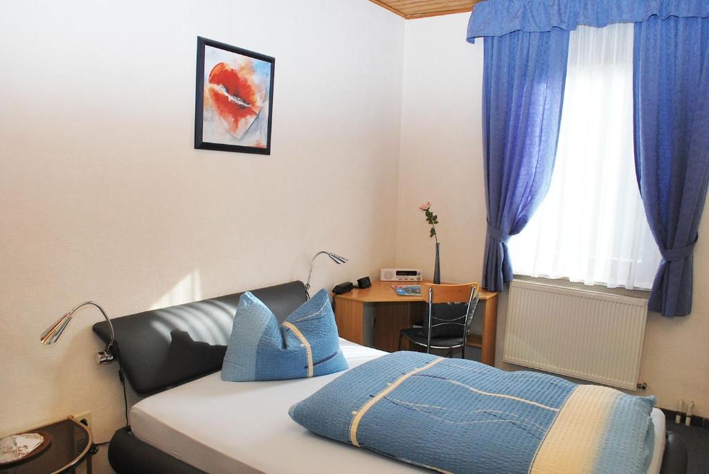 Hotel Waldschloss Bad Camberg Quarto foto